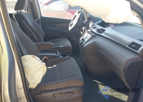 2016 Honda Odyssey Se из США, поврежденный, VIN 5FNRL5H32GB090306